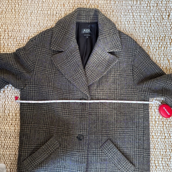 A.P.C. Ninon Wool Coat in Hazelnut, Size 34 / XS - Picture 6 of 7